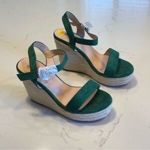 Joy In Love Green Suede Espadrille Wedge Sandals – Size 6